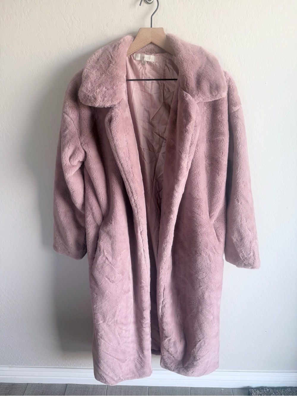 Classic Faux Fur Long Coat in Dusty Rose Womens M Boho Glam Soft Fairy Babydoll - Picture 2 of 6